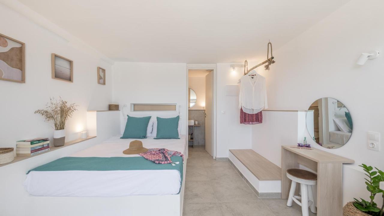 Polyegos View Hotel Pollonia Ngoại thất bức ảnh